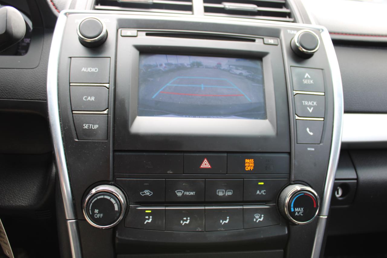 Toyota Camry SE 2015