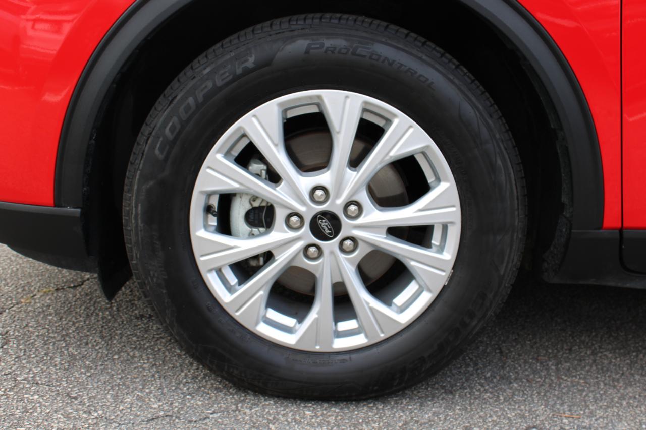 Ford Escape photo 30