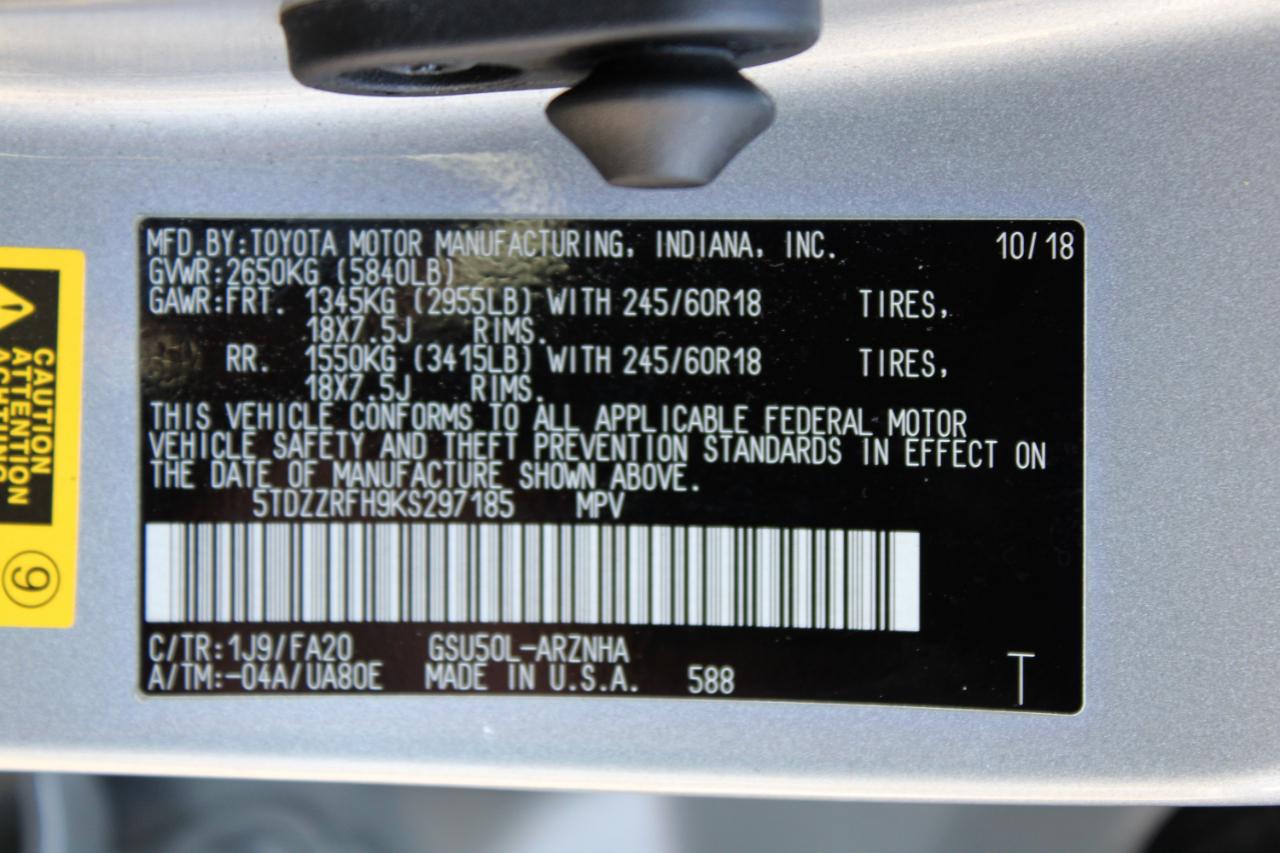 Toyota Highlander LE V6 FWD (Natl) 2019