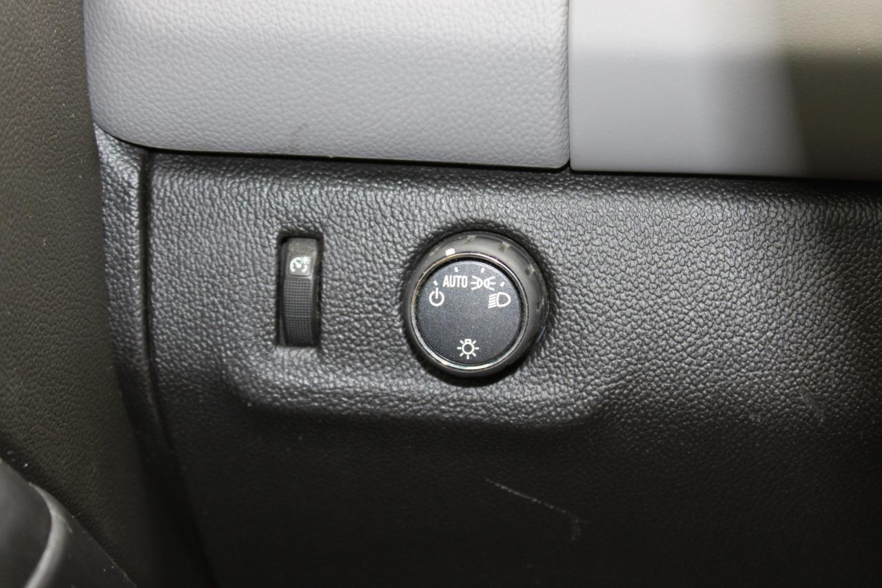 Chevrolet Colorado 2WD Ext Cab 128.3" WT 2015