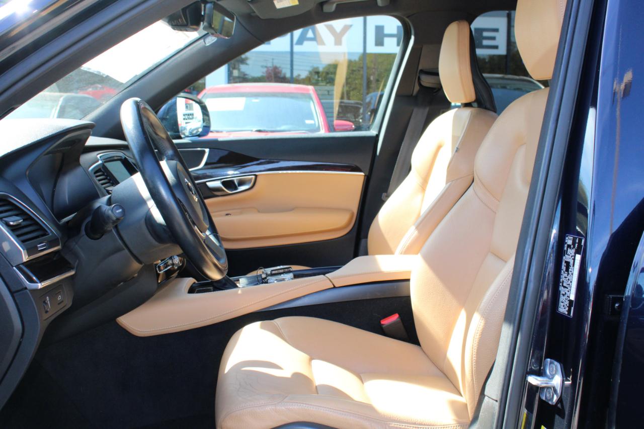 Volvo XC90 photo 13