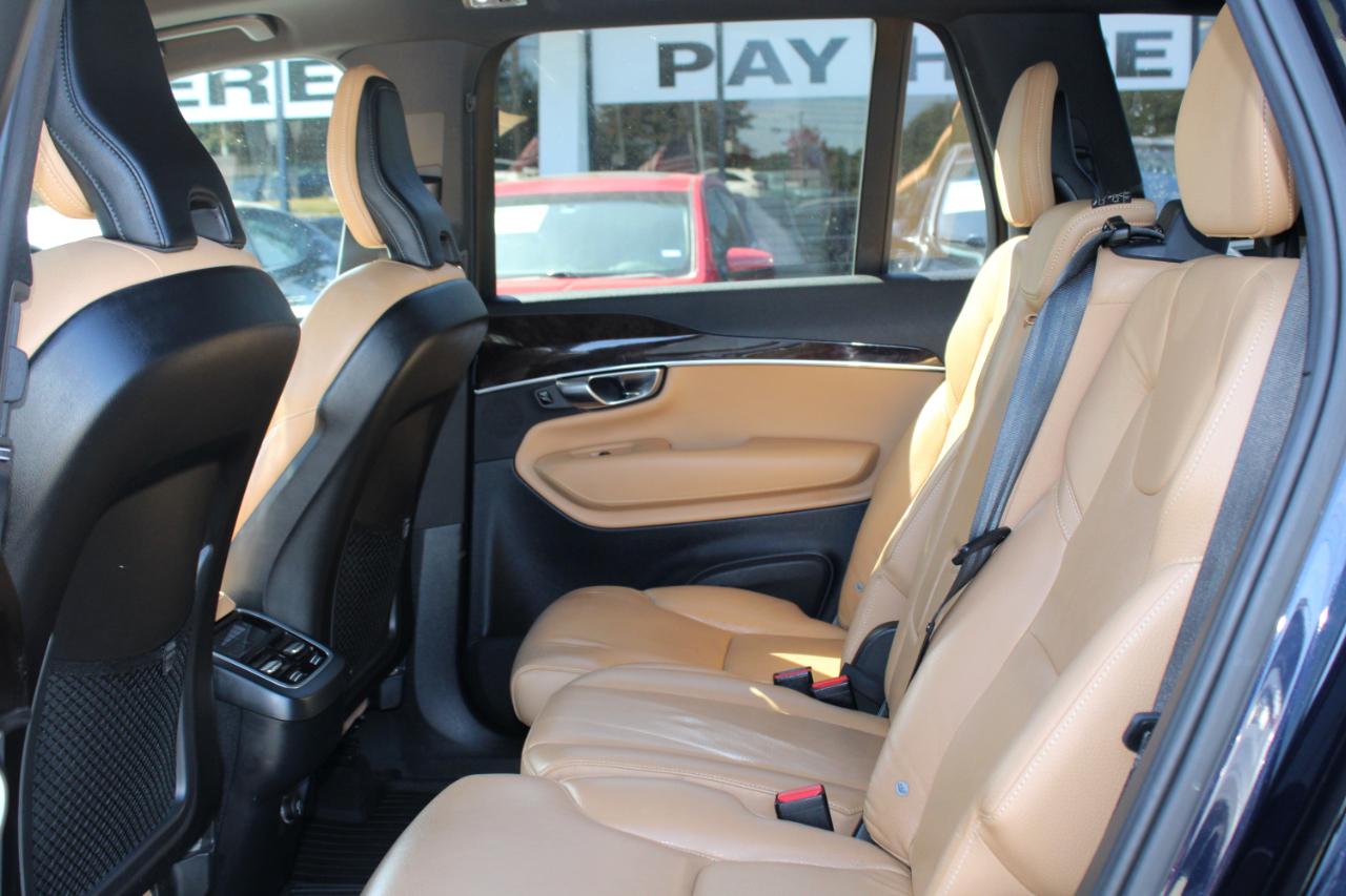 Volvo XC90 photo 14