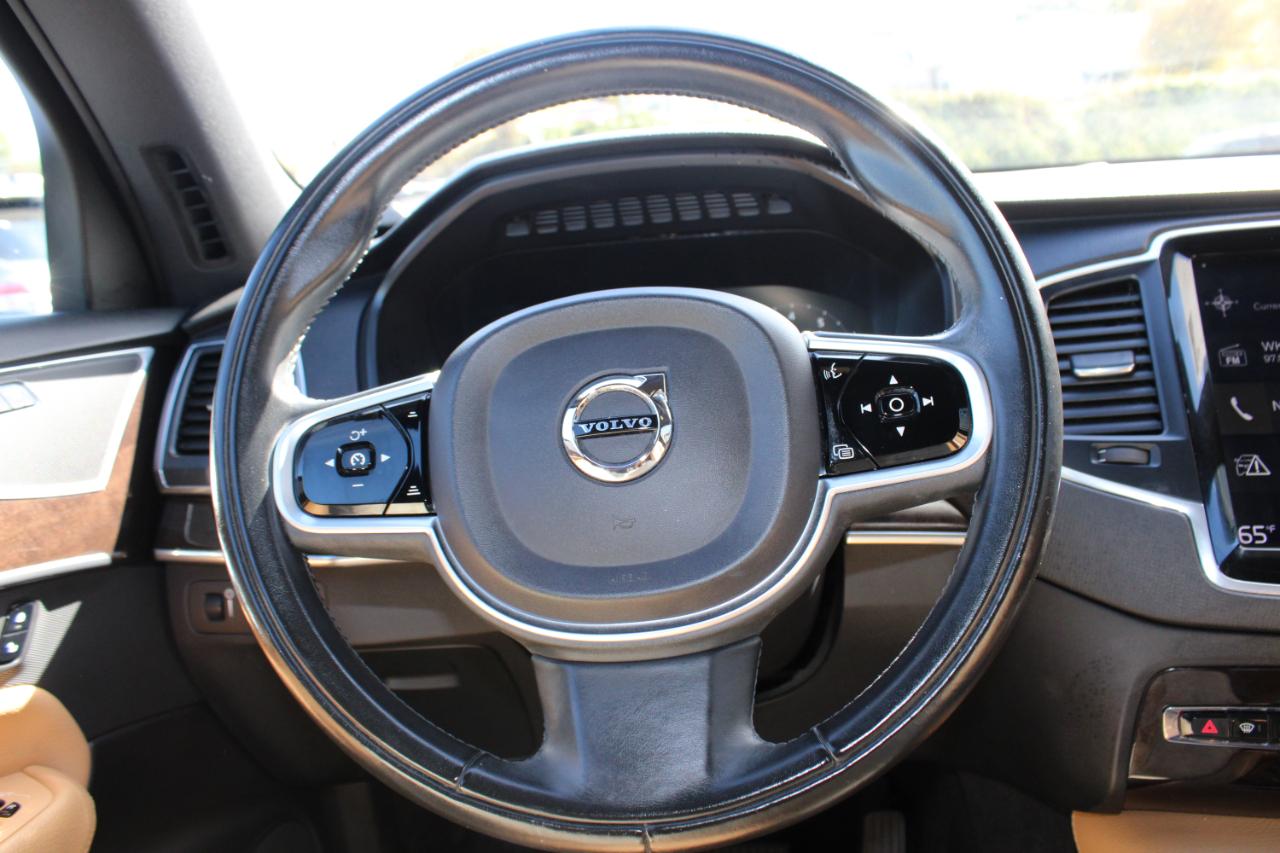 Volvo XC90 photo 21