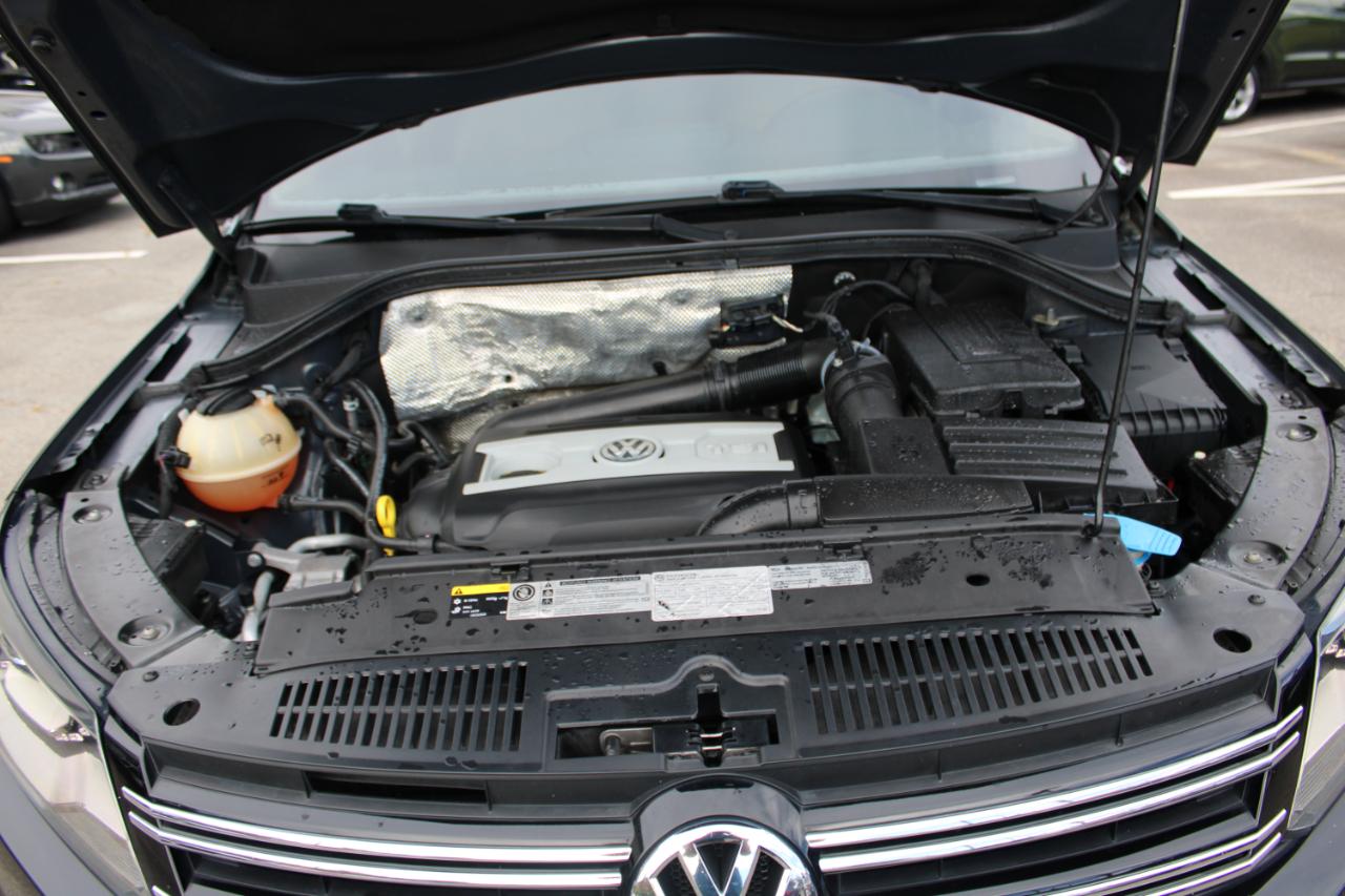 Volkswagen Tiguan photo 12