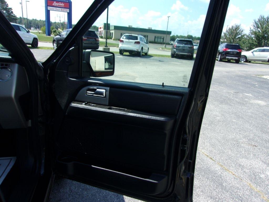 Ford Expedition 4WD 4dr Limited 2016