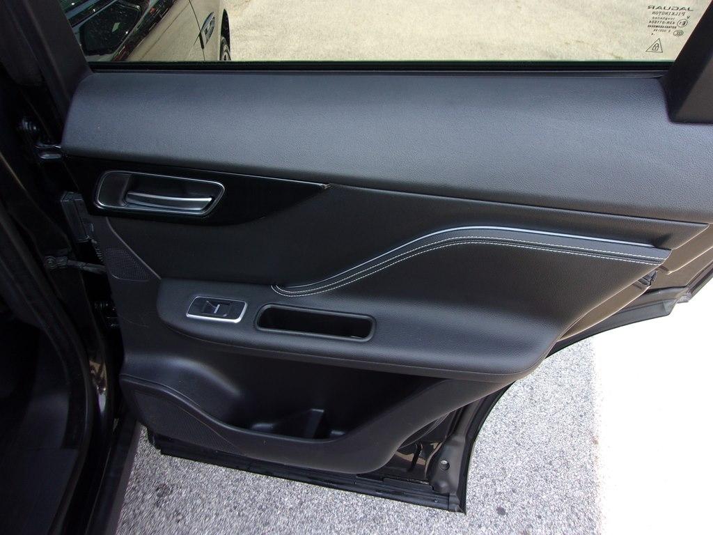 Jaguar F-Pace 20d R-Sport AWD 2017