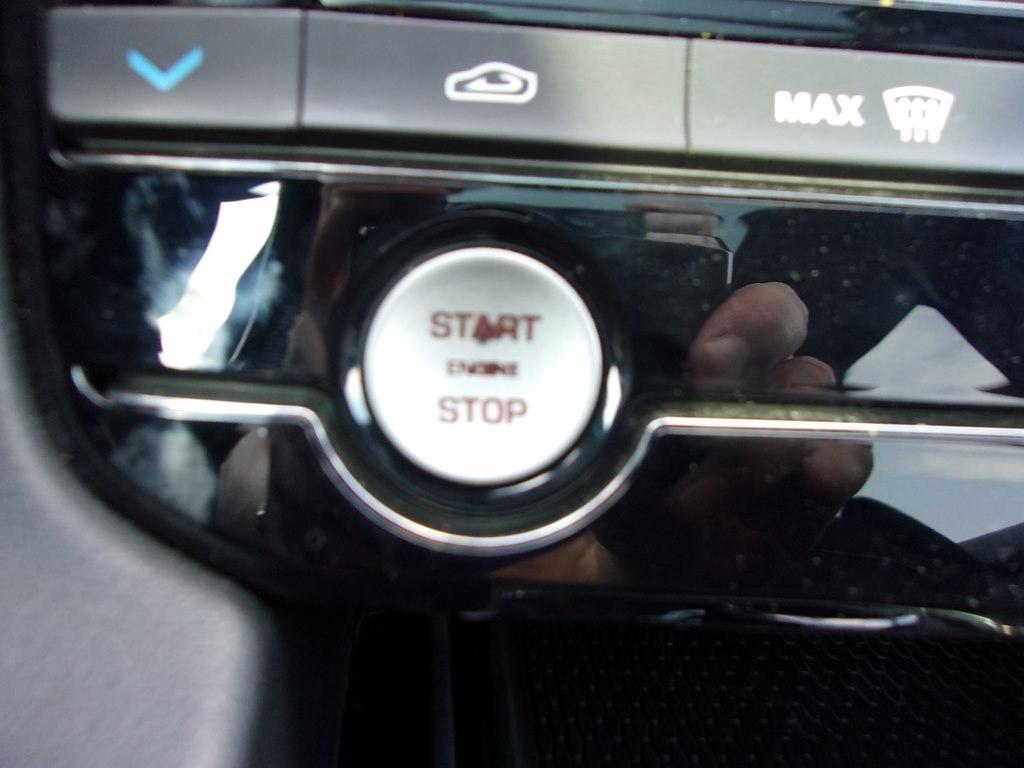 Jaguar F-Pace 20d R-Sport AWD 2017