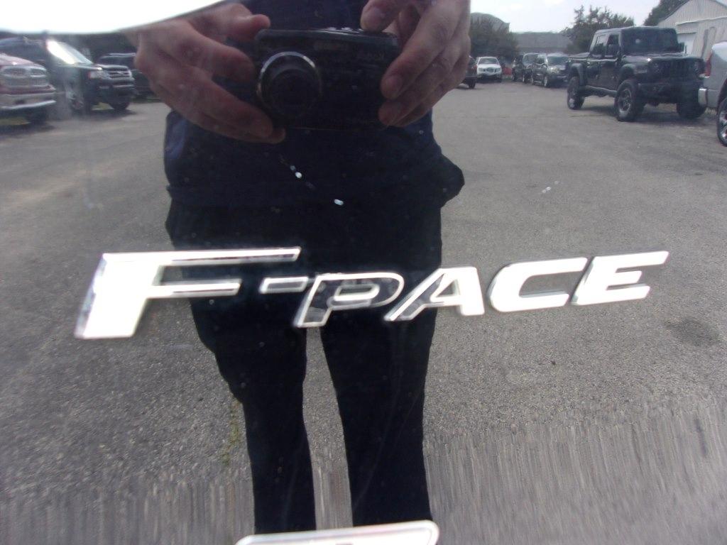 Jaguar F-Pace 20d R-Sport AWD 2017