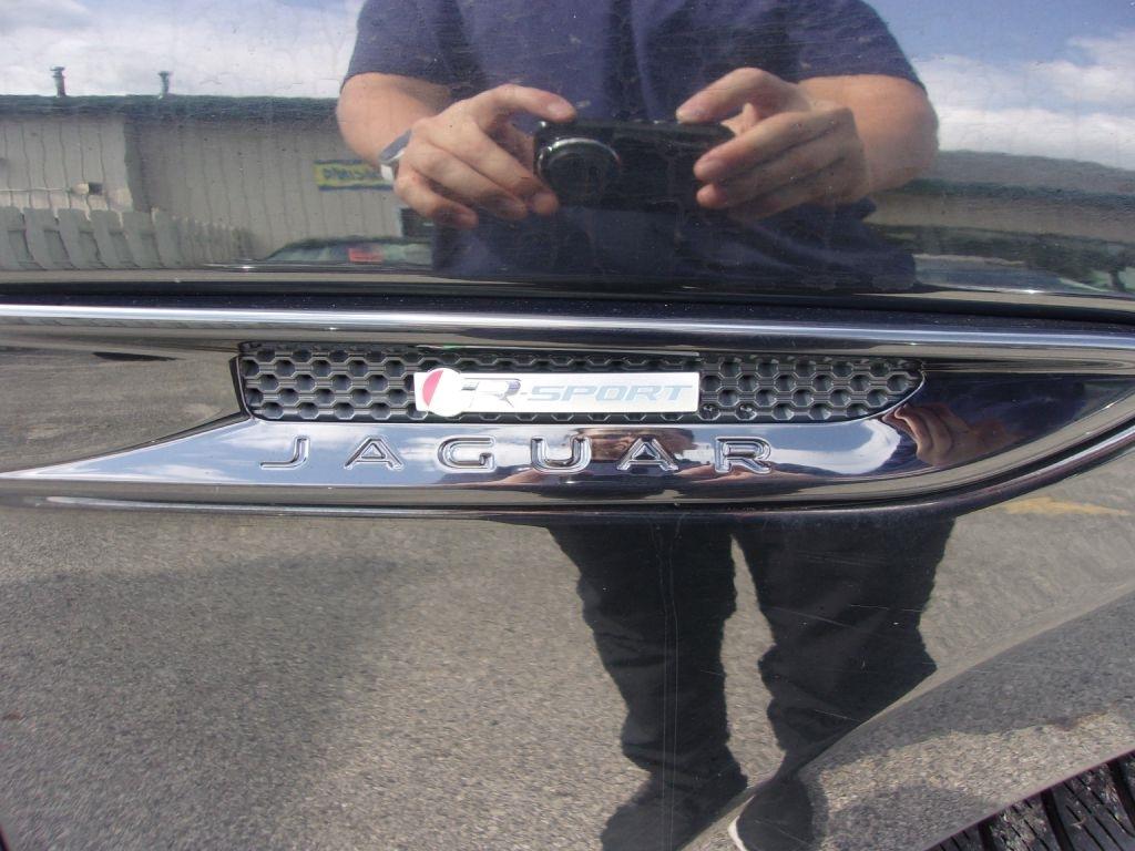 Jaguar F-Pace 20d R-Sport AWD 2017