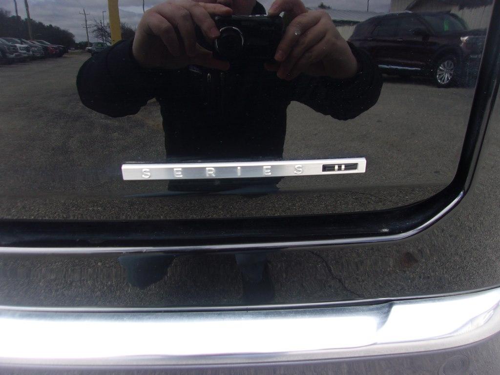 Jeep Wagoneer Series II 4WD 2022