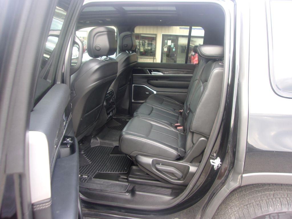 Jeep Wagoneer Series II 4WD 2022