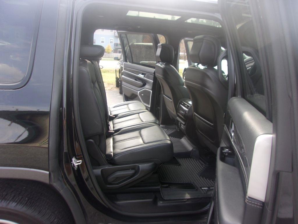 Jeep Wagoneer Series II 4WD 2022