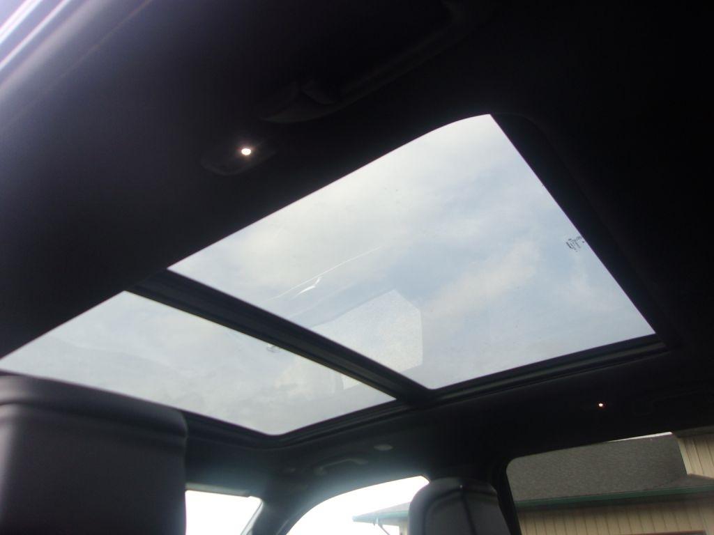 Jeep Wagoneer Series II 4WD 2022