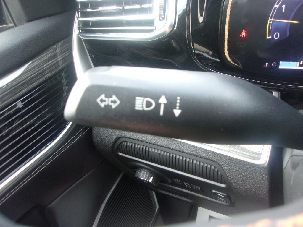 Jeep Wagoneer Series II 4WD 2022