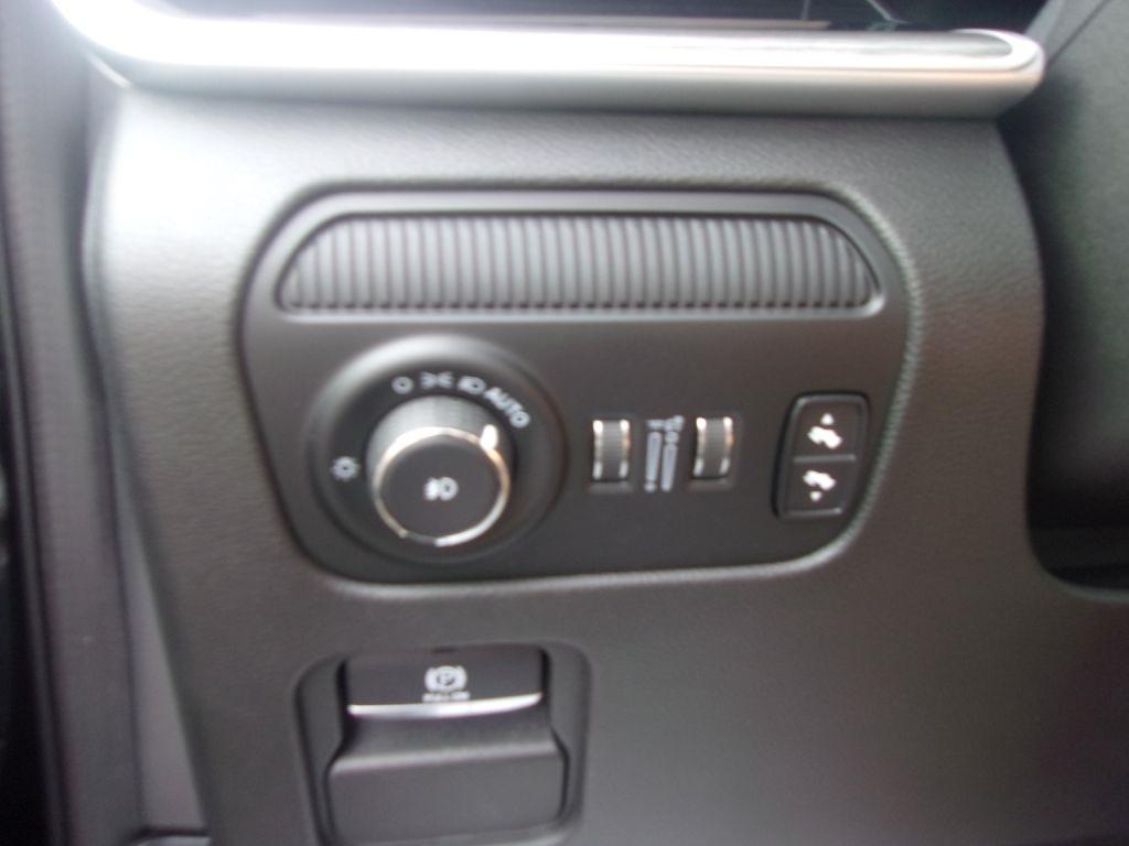 Jeep Wagoneer Series II 4WD 2022