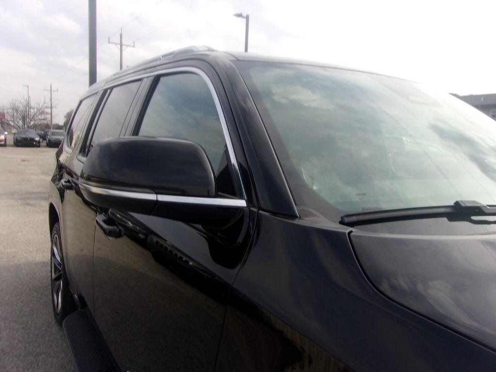 Jeep Wagoneer Series II 4WD 2022