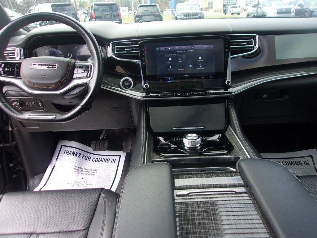 Jeep Wagoneer Series II 4WD 2022