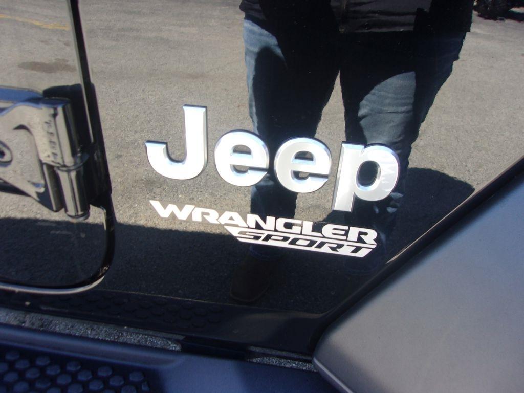 Jeep Wrangler Sport 4x4 2020