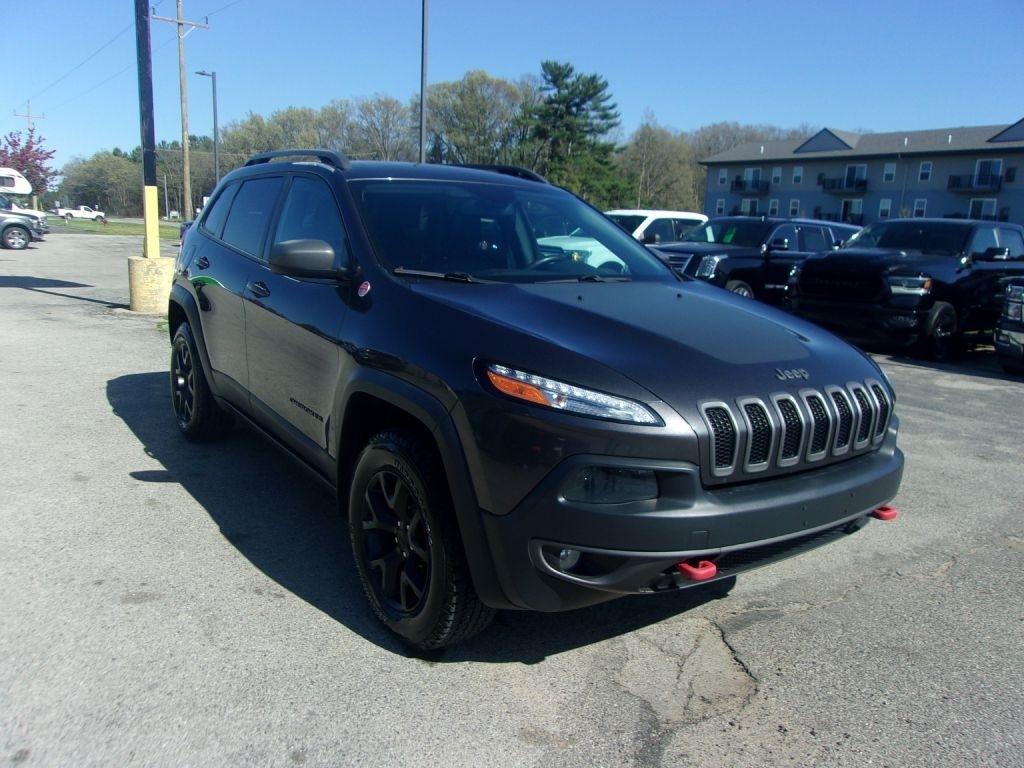 Jeep Cherokee 4WD 4dr Trailhawk 2016