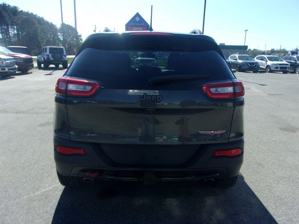 Jeep Cherokee 4WD 4dr Trailhawk 2016