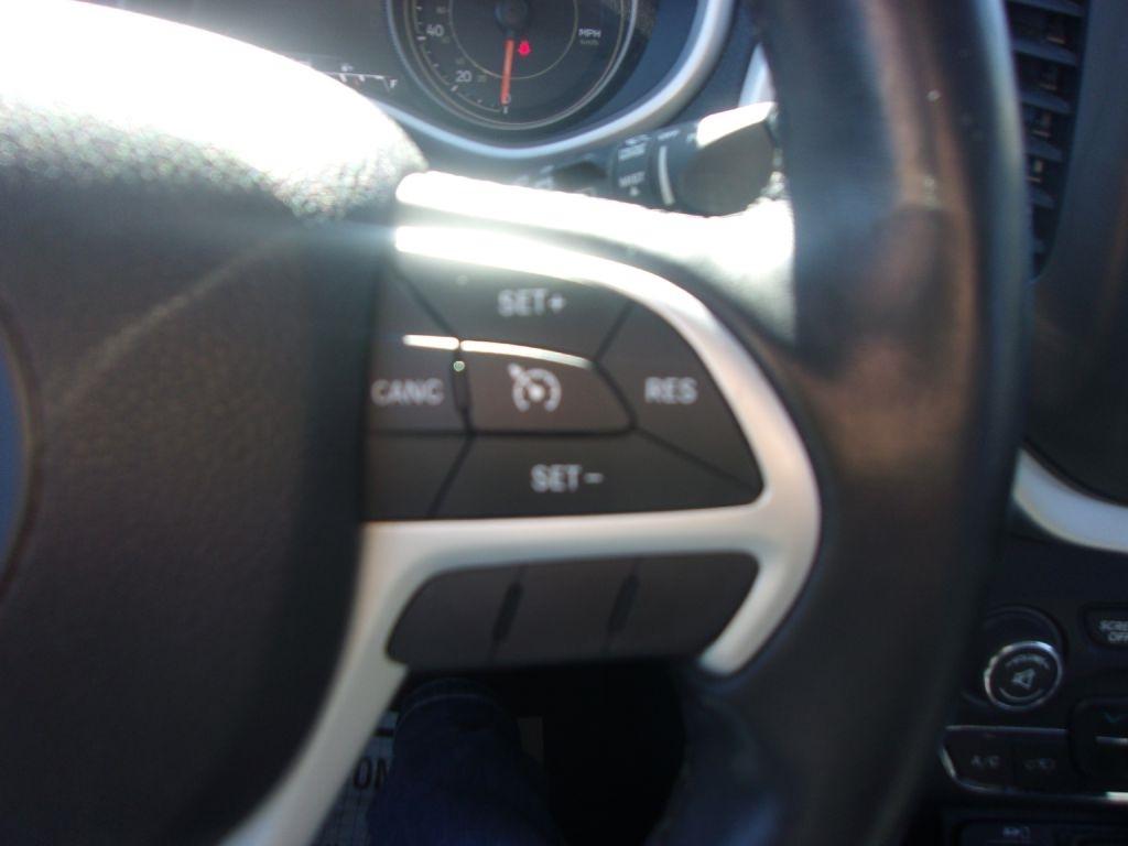 Jeep Cherokee 4WD 4dr Trailhawk 2016