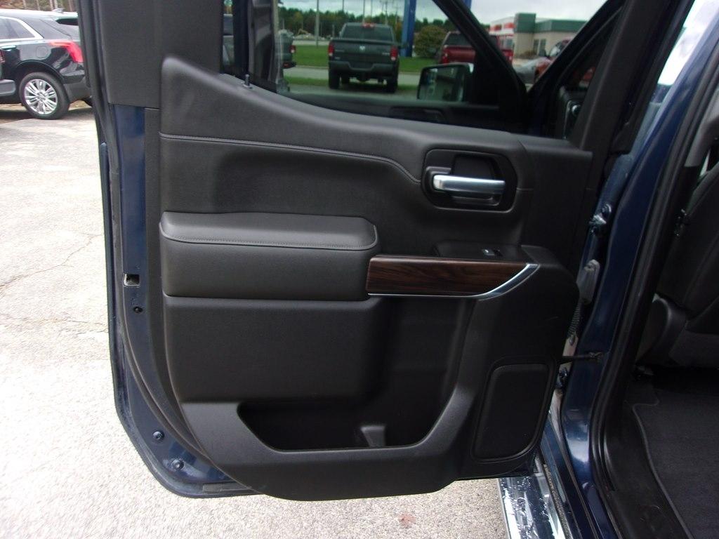 GMC Sierra 1500 4WD Crew Cab 147" SLT 2021