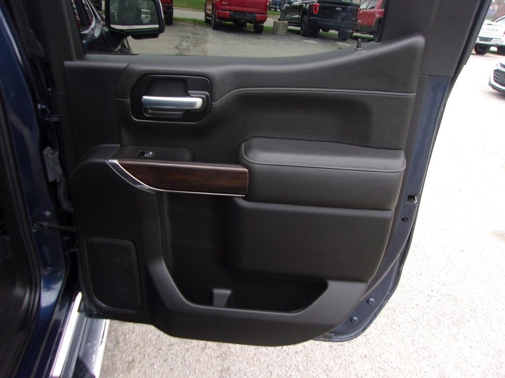 GMC Sierra 1500 4WD Crew Cab 147" SLT 2021