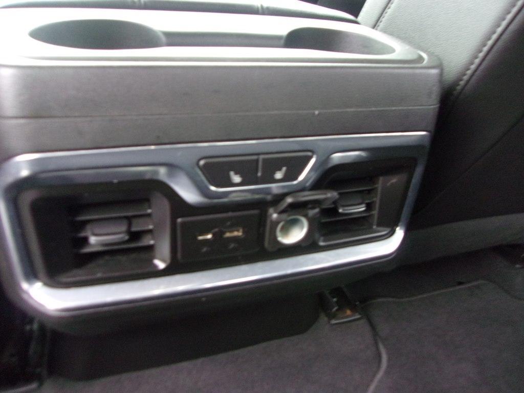 GMC Sierra 1500 4WD Crew Cab 147" SLT 2021