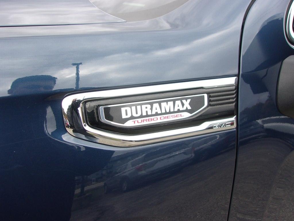 GMC Sierra 1500 4WD Crew Cab 147" SLT 2021