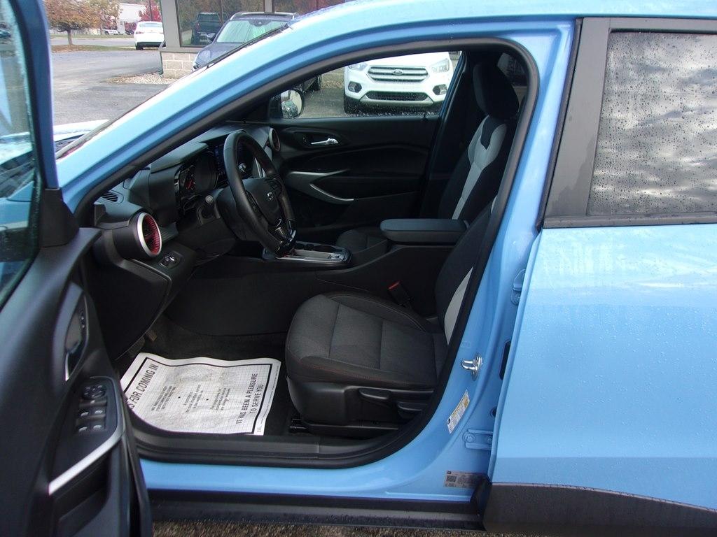Chevrolet Trax FWD 4dr 1RS 2024