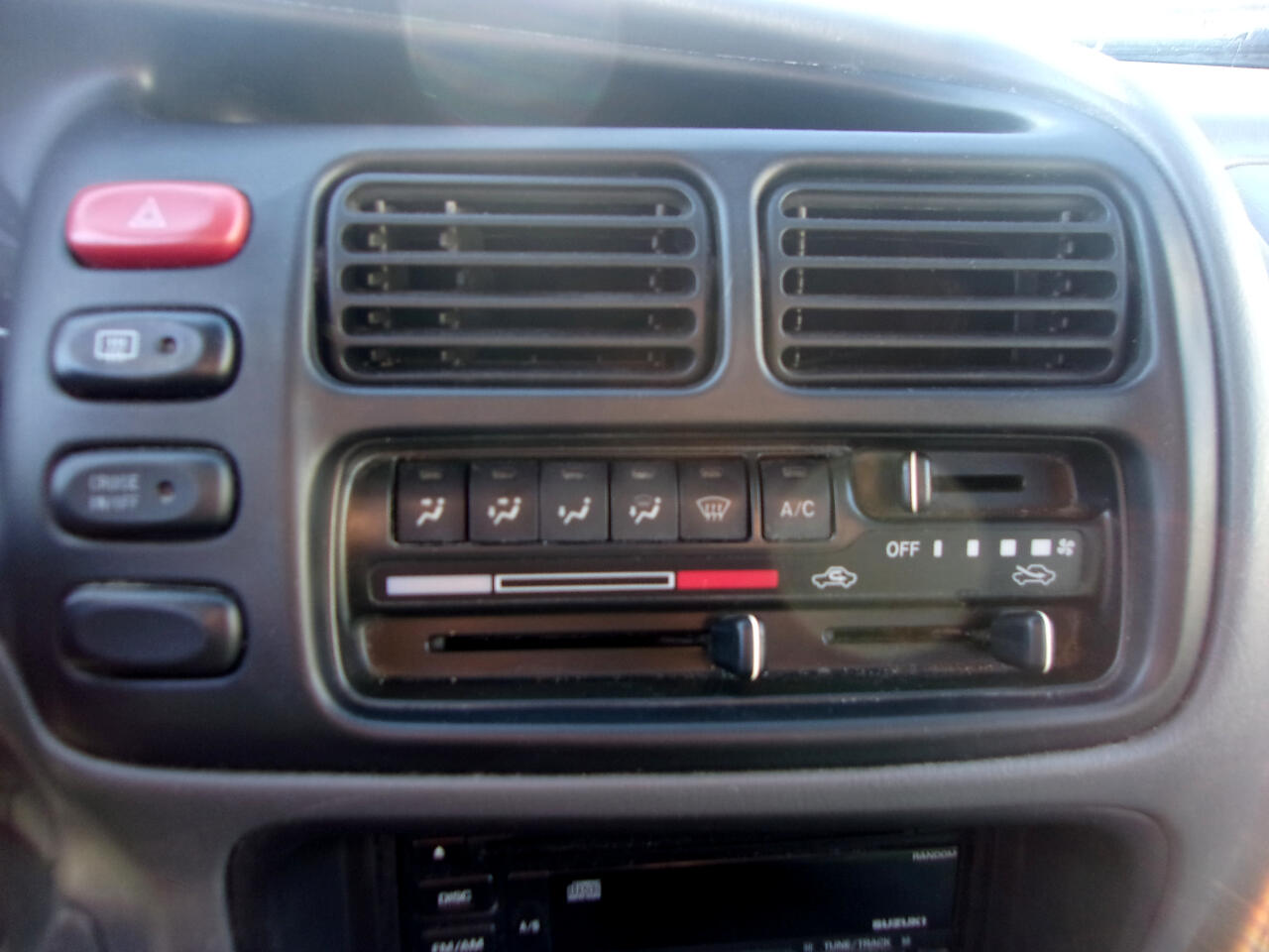 Suzuki XL-7 4dr Standard Auto 4WD 2002