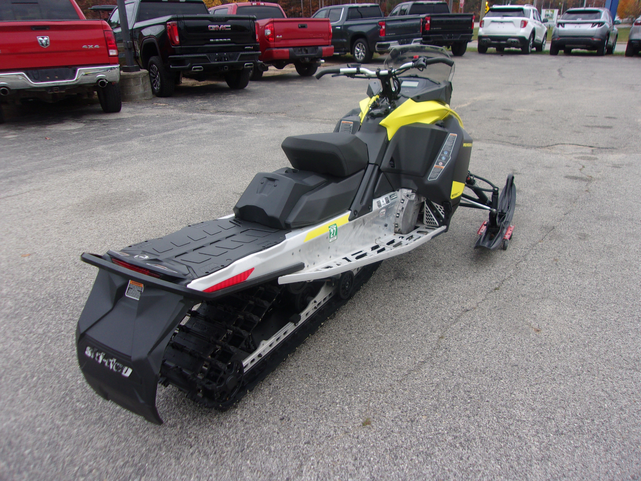 Ski-Doo Renegade  2022