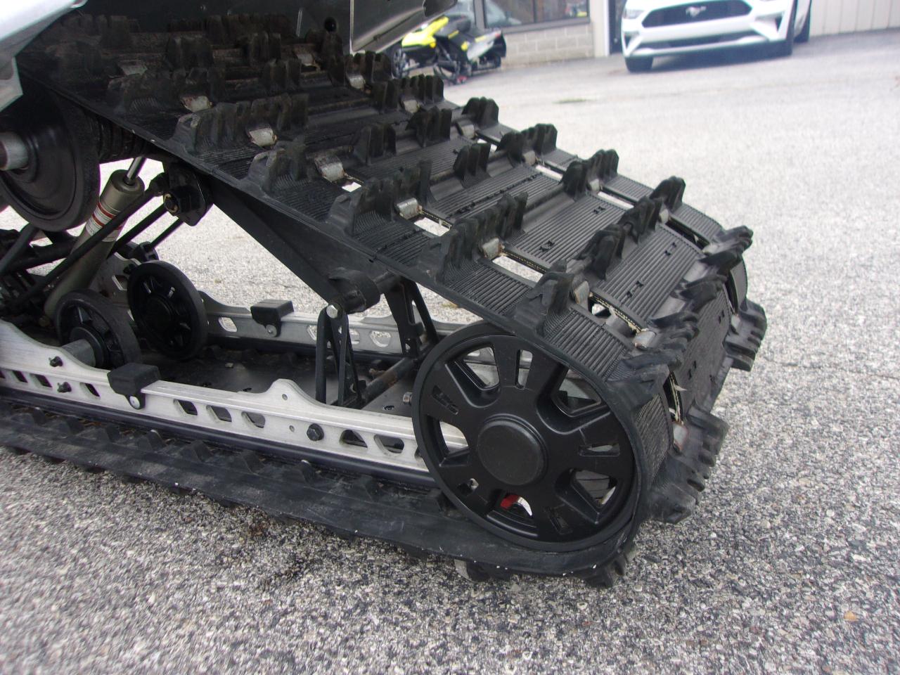 Ski-Doo Renegade  2022