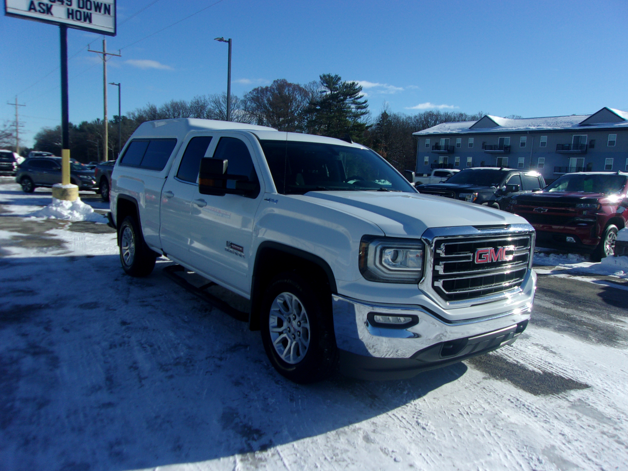 GMC Sierra 1500 4WD Double Cab 143.5" SLE 2018