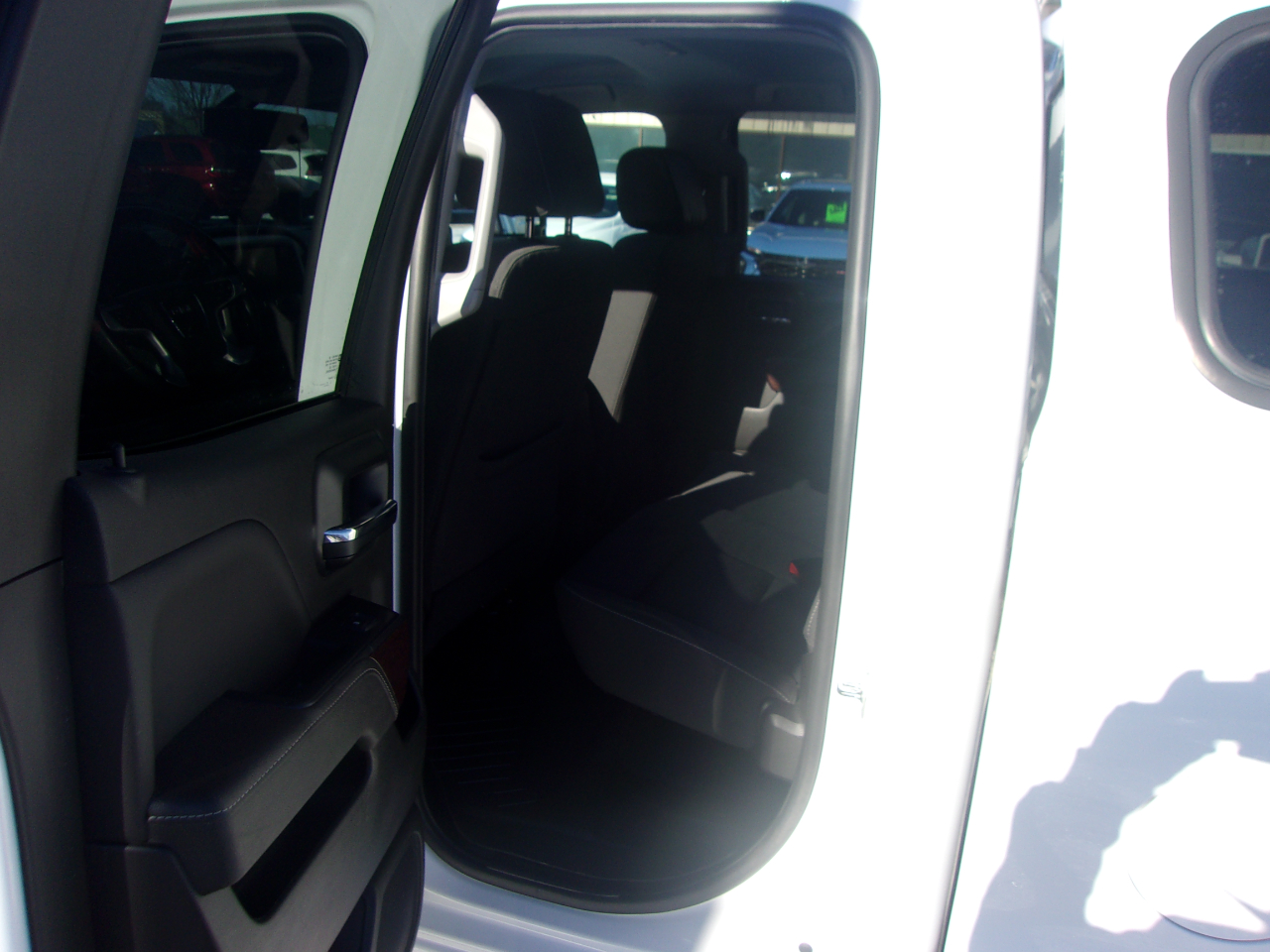 GMC Sierra 1500 4WD Double Cab 143.5" SLE 2018