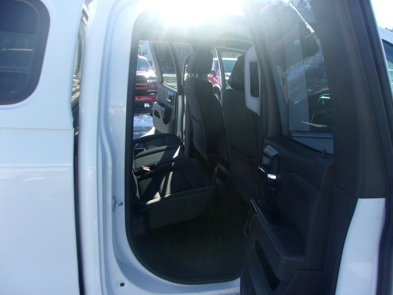 GMC Sierra 1500 4WD Double Cab 143.5" SLE 2018