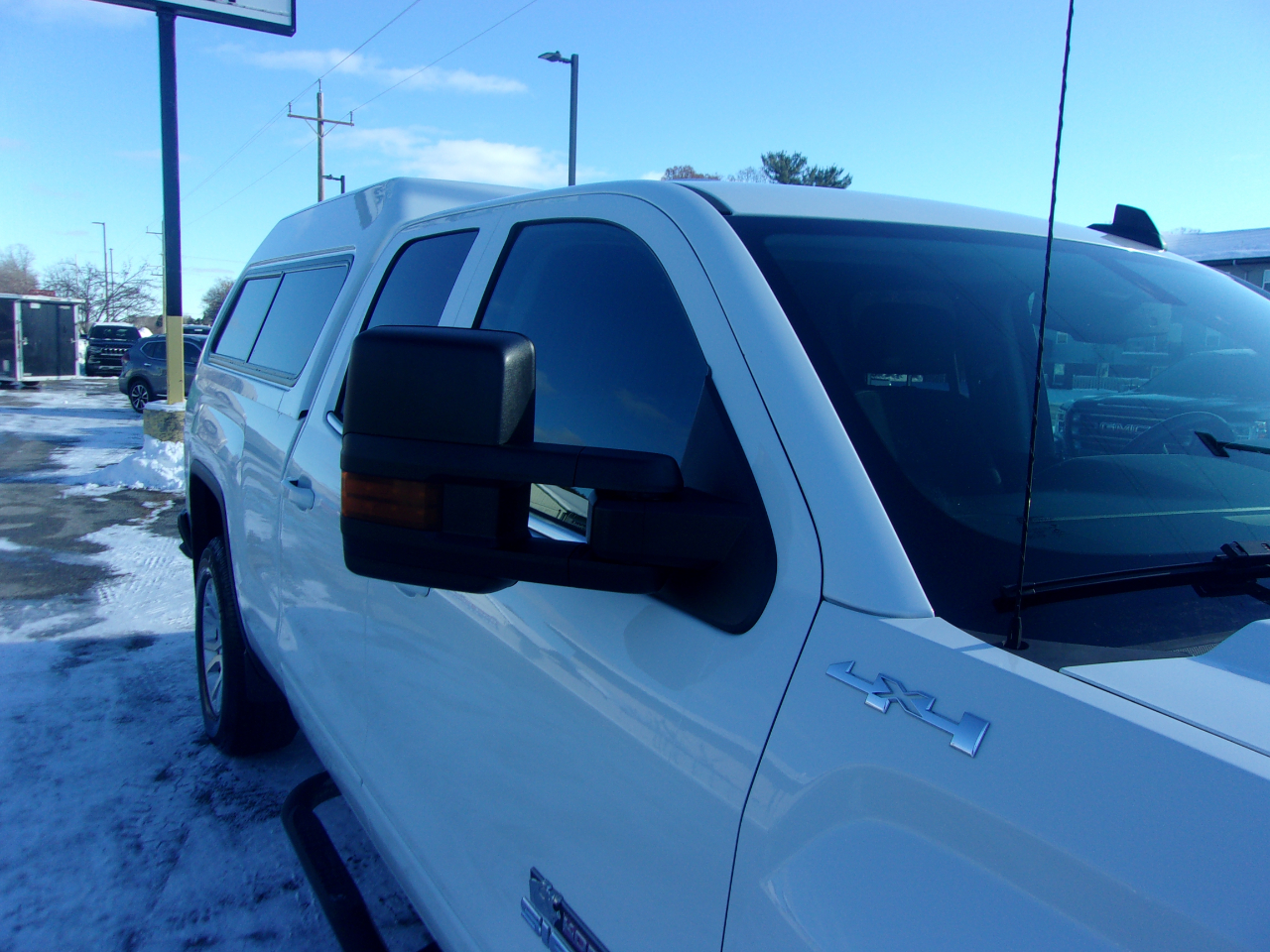 GMC Sierra 1500 4WD Double Cab 143.5" SLE 2018