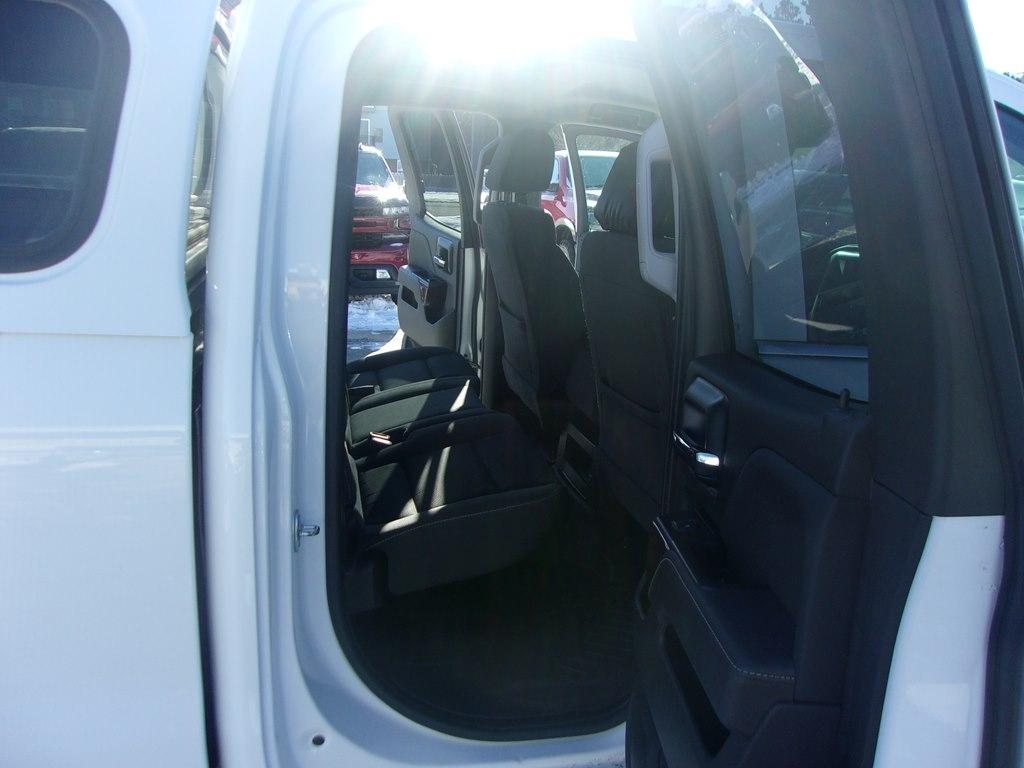 GMC Sierra 1500 4WD Double Cab 143.5" SLE 2018