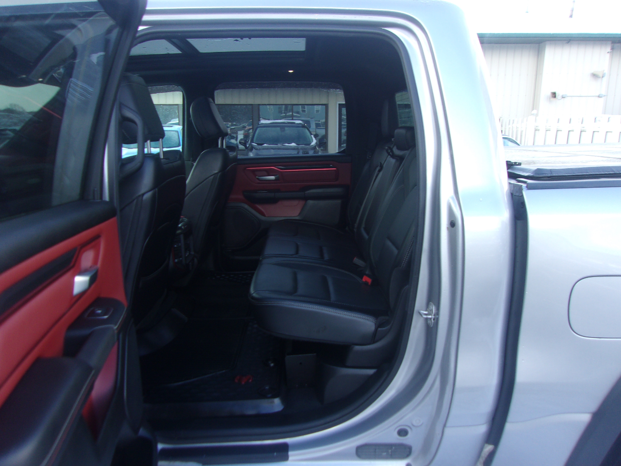 RAM 1500 Rebel 4x4 Crew Cab 5'7" Box 2019