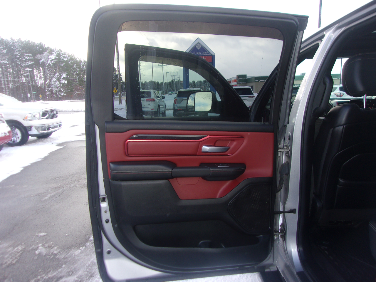 RAM 1500 Rebel 4x4 Crew Cab 5'7" Box 2019