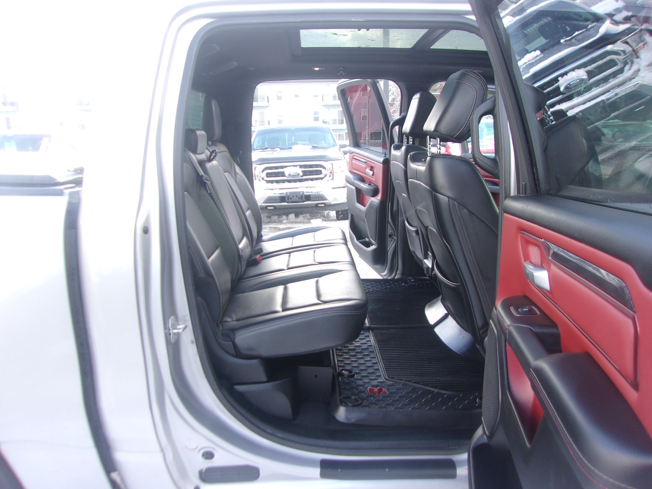 RAM 1500 Rebel 4x4 Crew Cab 5'7" Box 2019