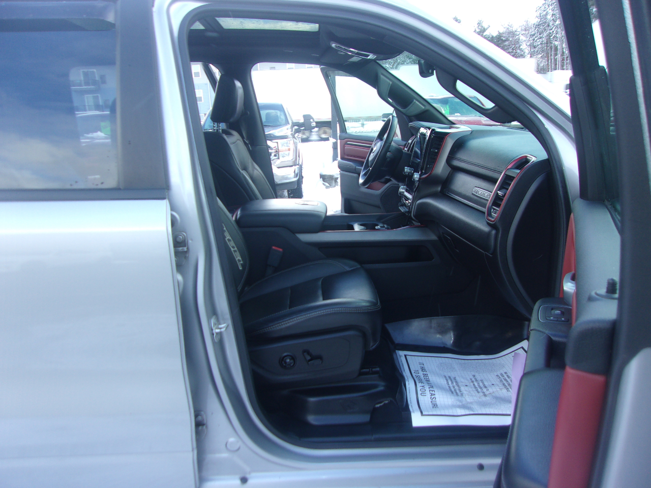 RAM 1500 Rebel 4x4 Crew Cab 5'7" Box 2019