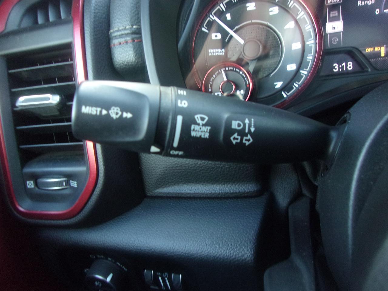 RAM 1500 Rebel 4x4 Crew Cab 5'7" Box 2019