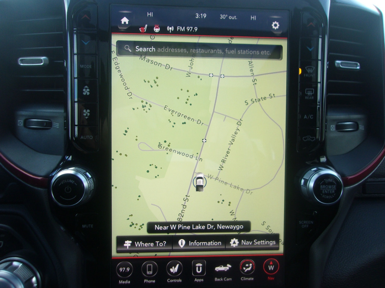 RAM 1500 Rebel 4x4 Crew Cab 5'7" Box 2019