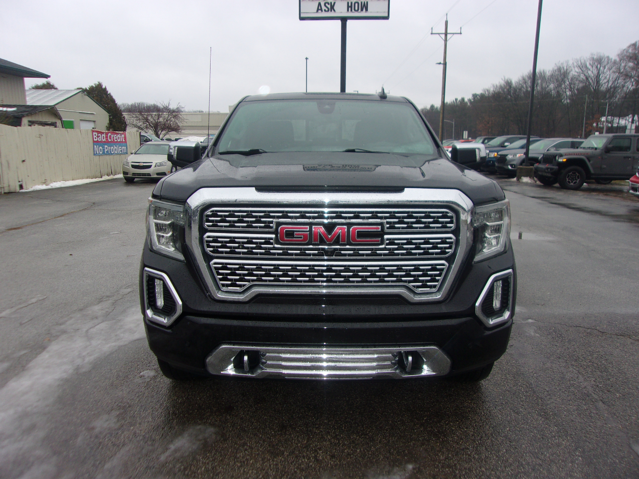 GMC Sierra 1500 4WD Crew Cab 147" Denali 2019