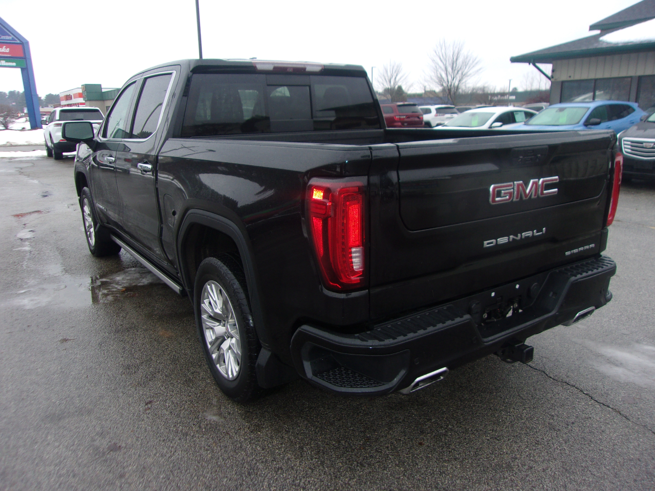 GMC Sierra 1500 4WD Crew Cab 147" Denali 2019