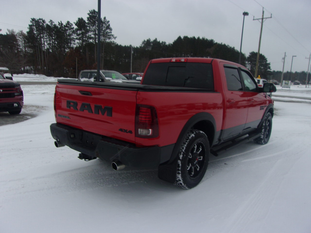 RAM 1500 4WD Crew Cab 140.5" Rebel 2016