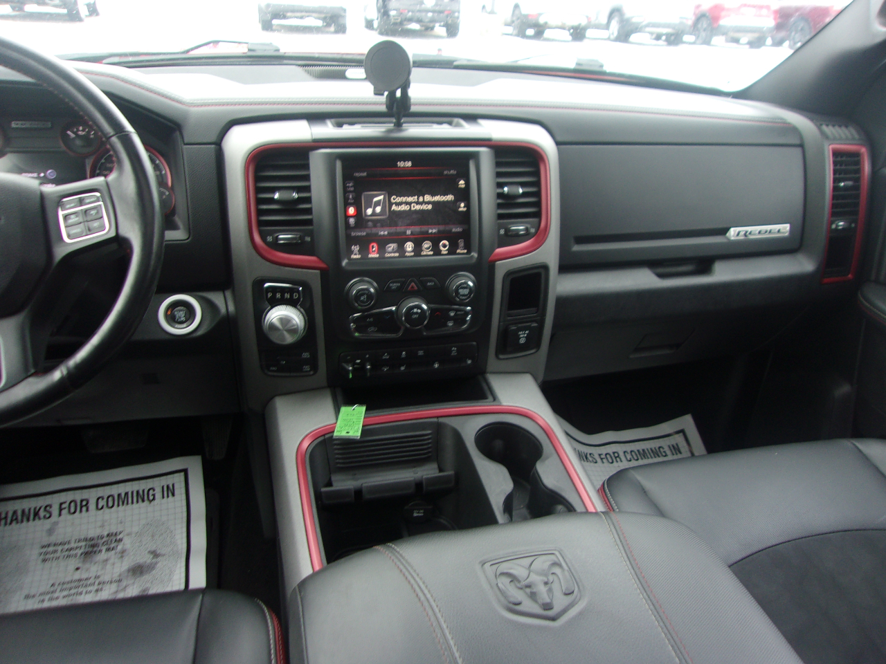 RAM 1500 4WD Crew Cab 140.5" Rebel 2016