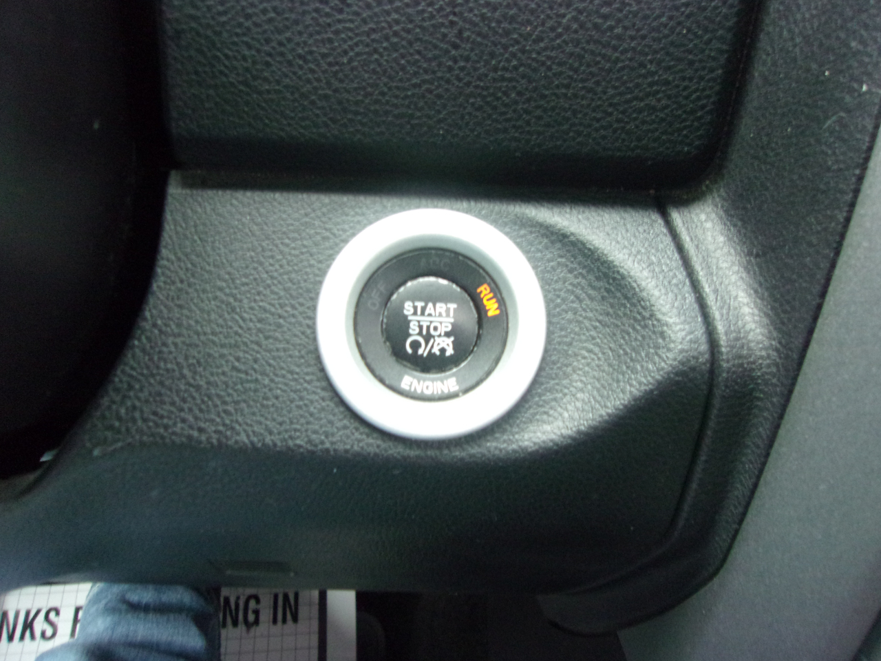 RAM 1500 4WD Crew Cab 140.5" Rebel 2016