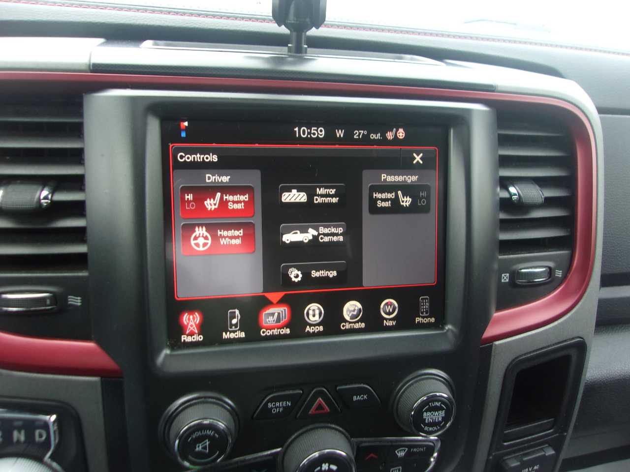 RAM 1500 4WD Crew Cab 140.5" Rebel 2016